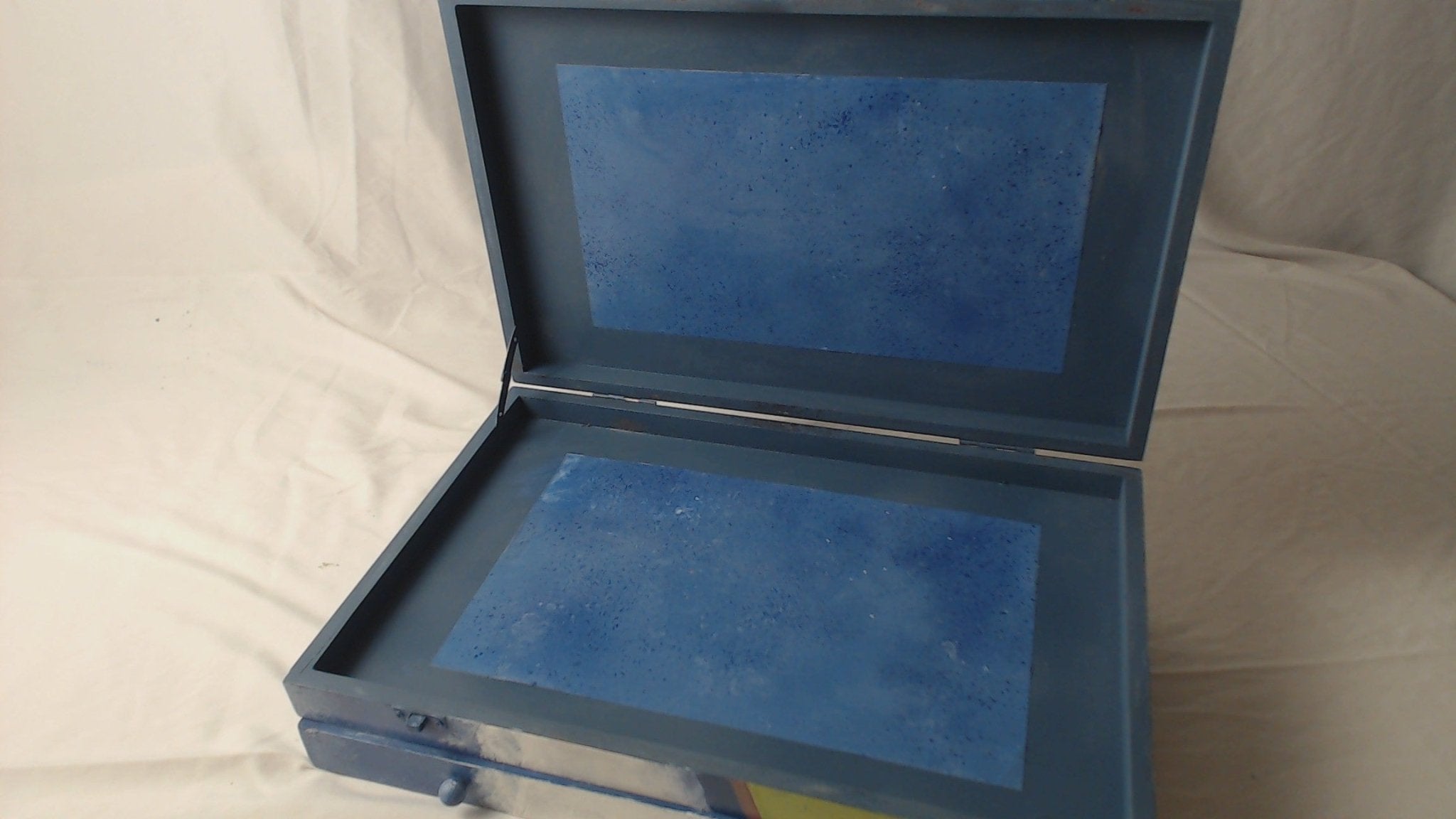 The Mad Mushrooms - Boxed In